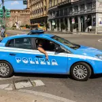 Modena, rapina in un esercizio commerciale in zona Buon Pastore: due arresti della Polizia di Stato