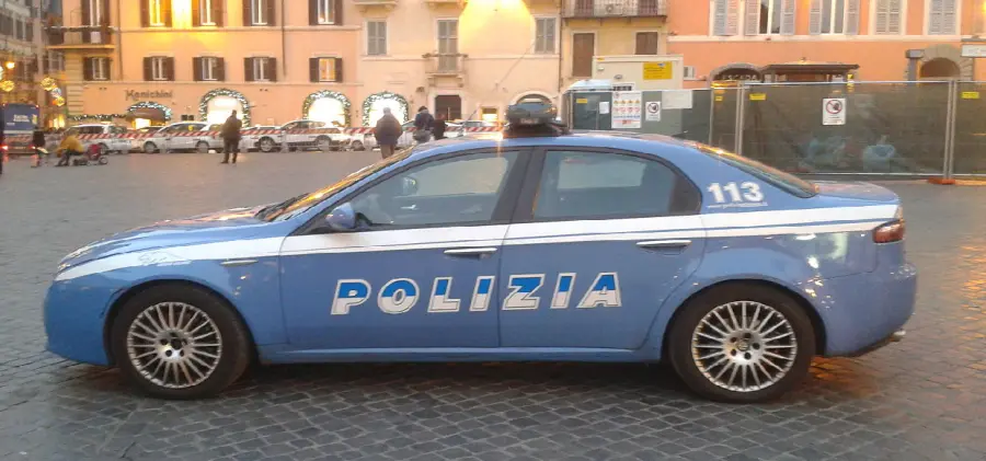 Carpi, la Polizia di Stato incontra gli studenti del Liceo Fanti: focus su violenza di genere e strumenti di tutela