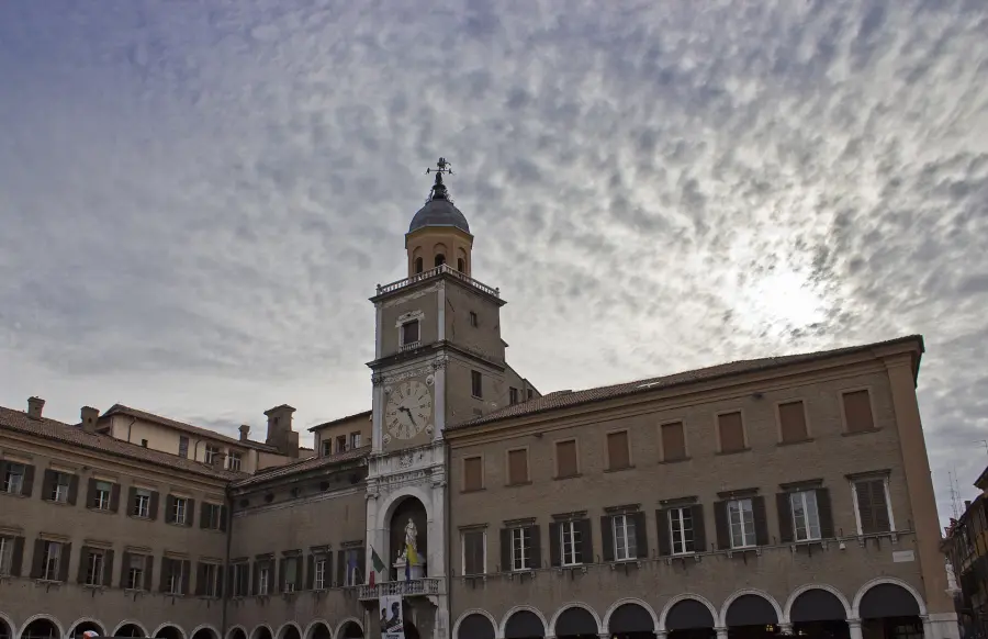 Modena Hub, presentato il logo per il centro storico