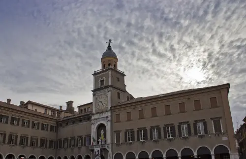 Modena Hub, presentato il logo per il centro storico