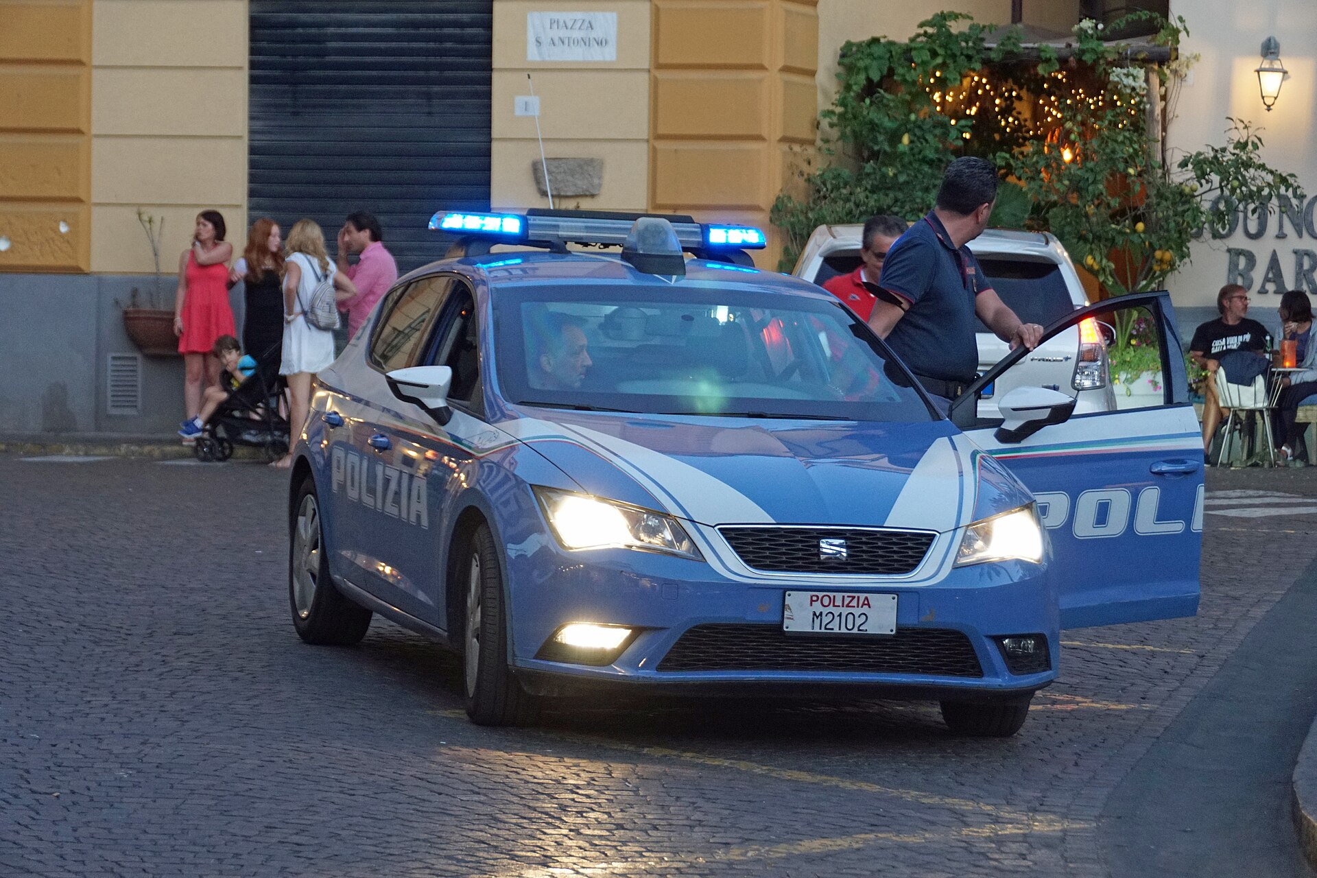 Modena, spaccio in zona Costellazioni: arrestato 19enne