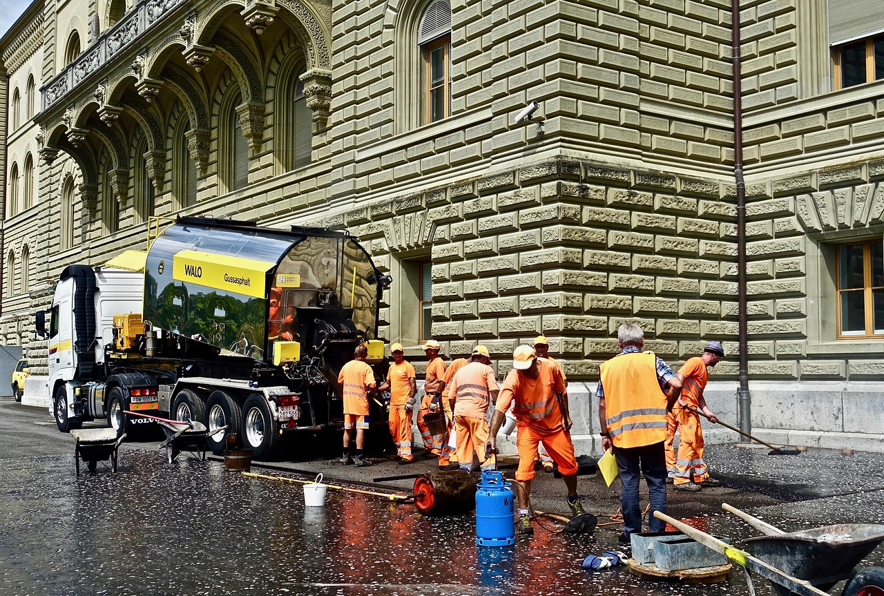 Il Comune avvia la “caccia” alle buche: monitoraggio e ripristini sulle strade cittadine