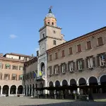 Ex Holiday Inn, Comune di Modena: “Nessun titolo edilizio, nessuna interlocuzione con la proprietà”